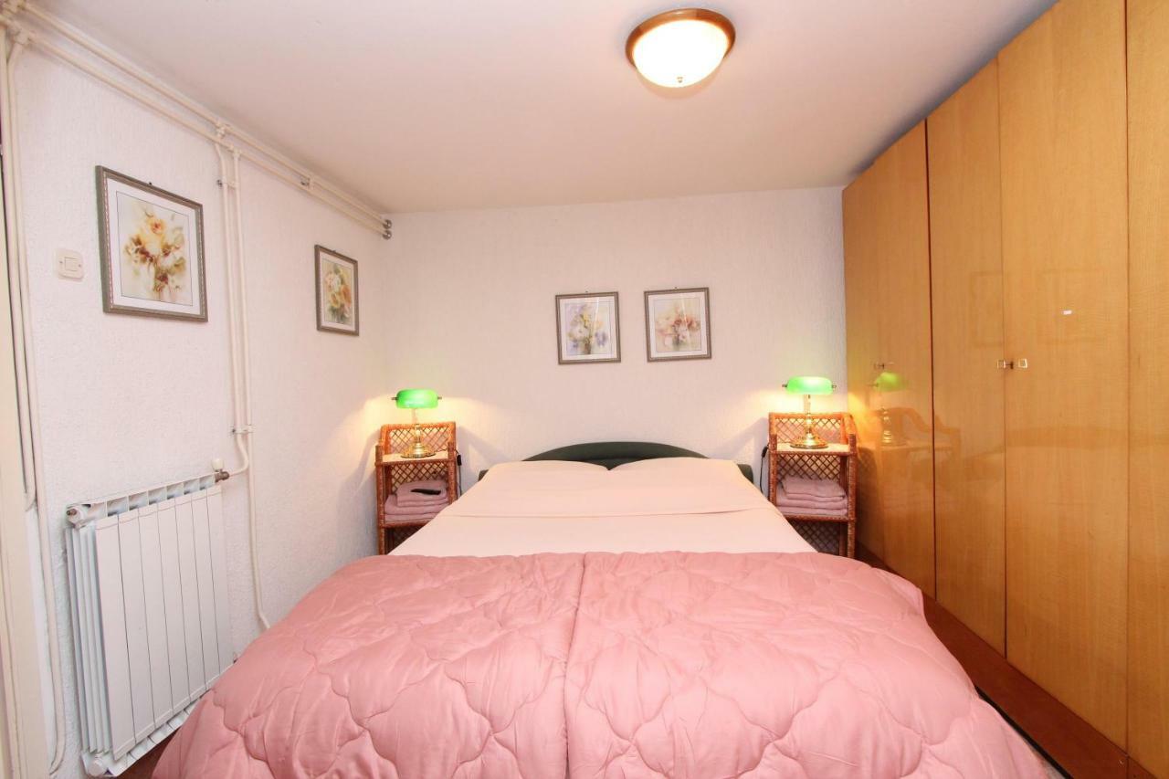Apartments Villa Lucu Rovinj Eksteriør billede